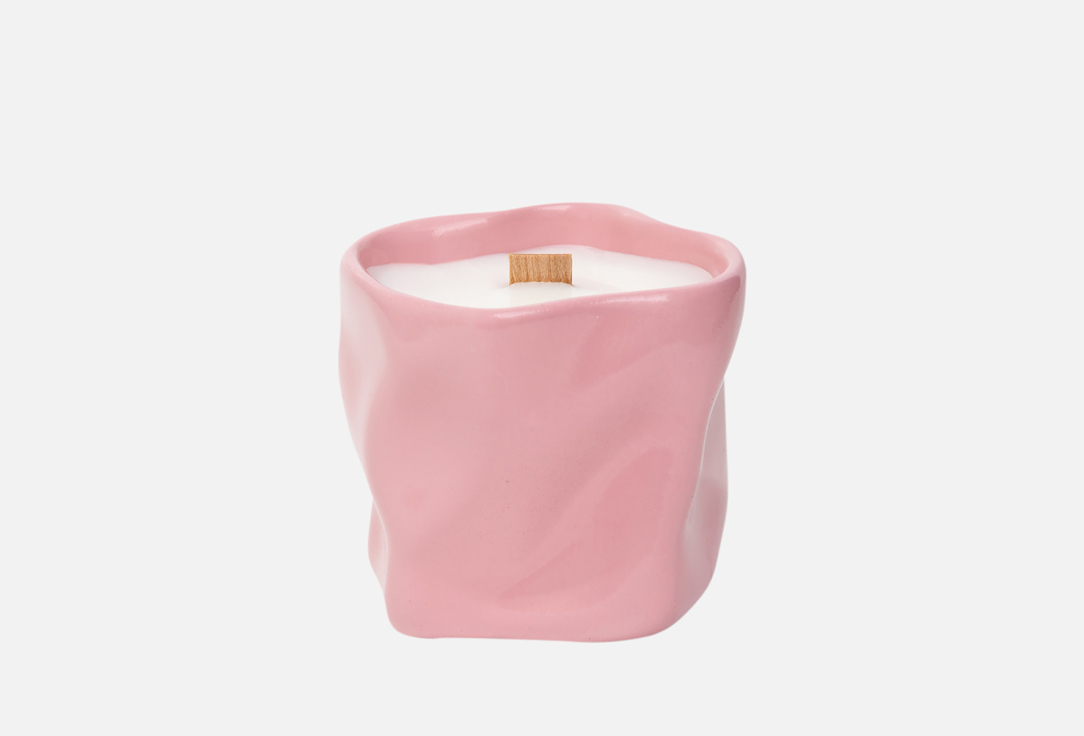 

Ароматическая свеча MINO, Less solace romantic pink. cranberry prosecco 80 мл